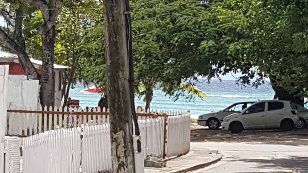 Worthing Beach Apartments Bridgetown Luaran gambar