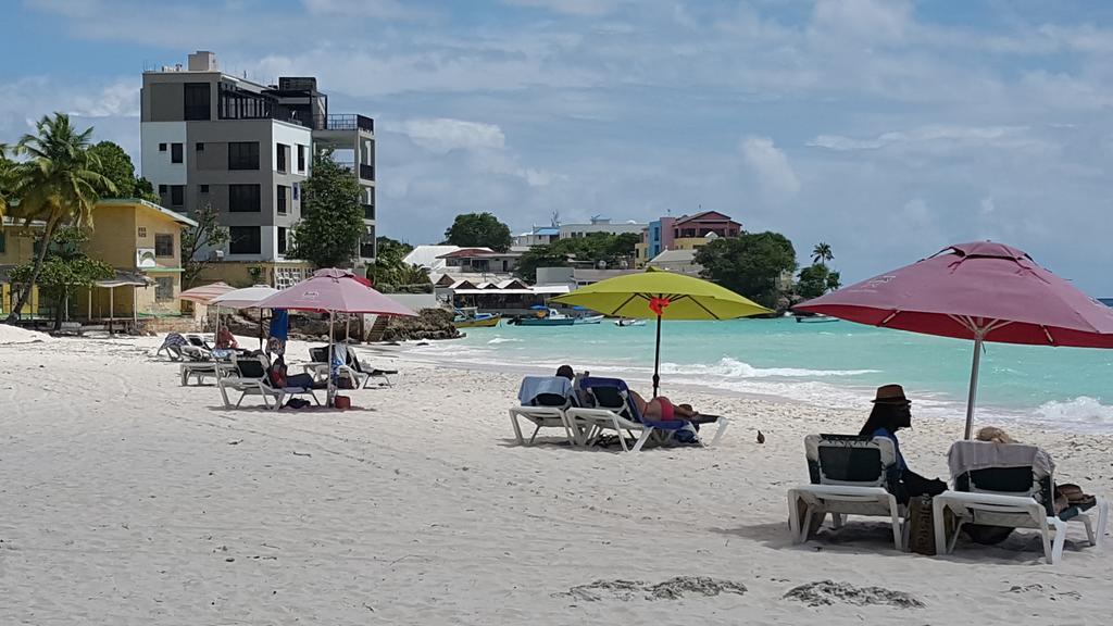 Worthing Beach Apartments Bridgetown Luaran gambar
